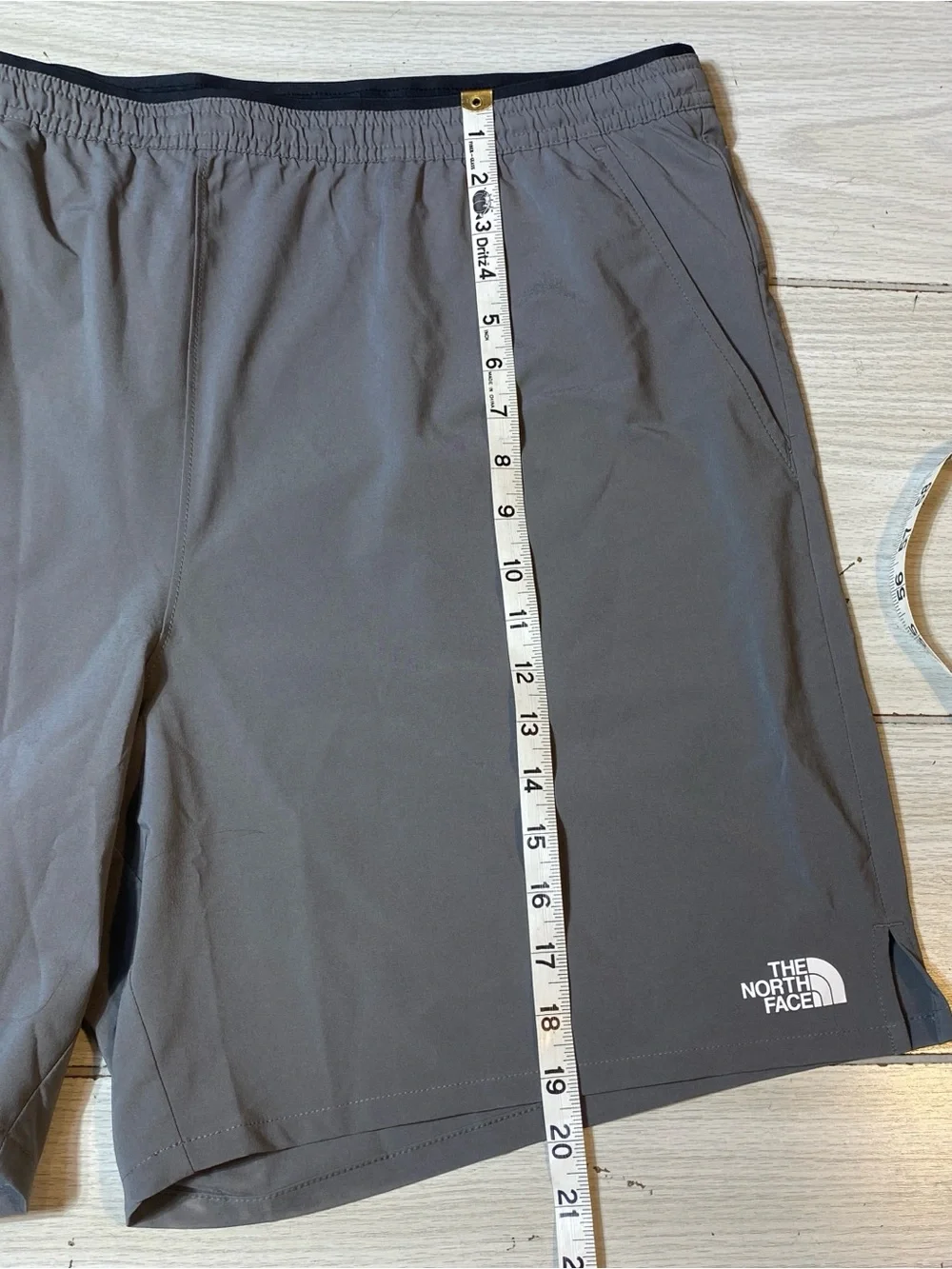 The North Face Mens Shorts XXL Gray FlashDry-XD Athletic Running Mesh NWOT!